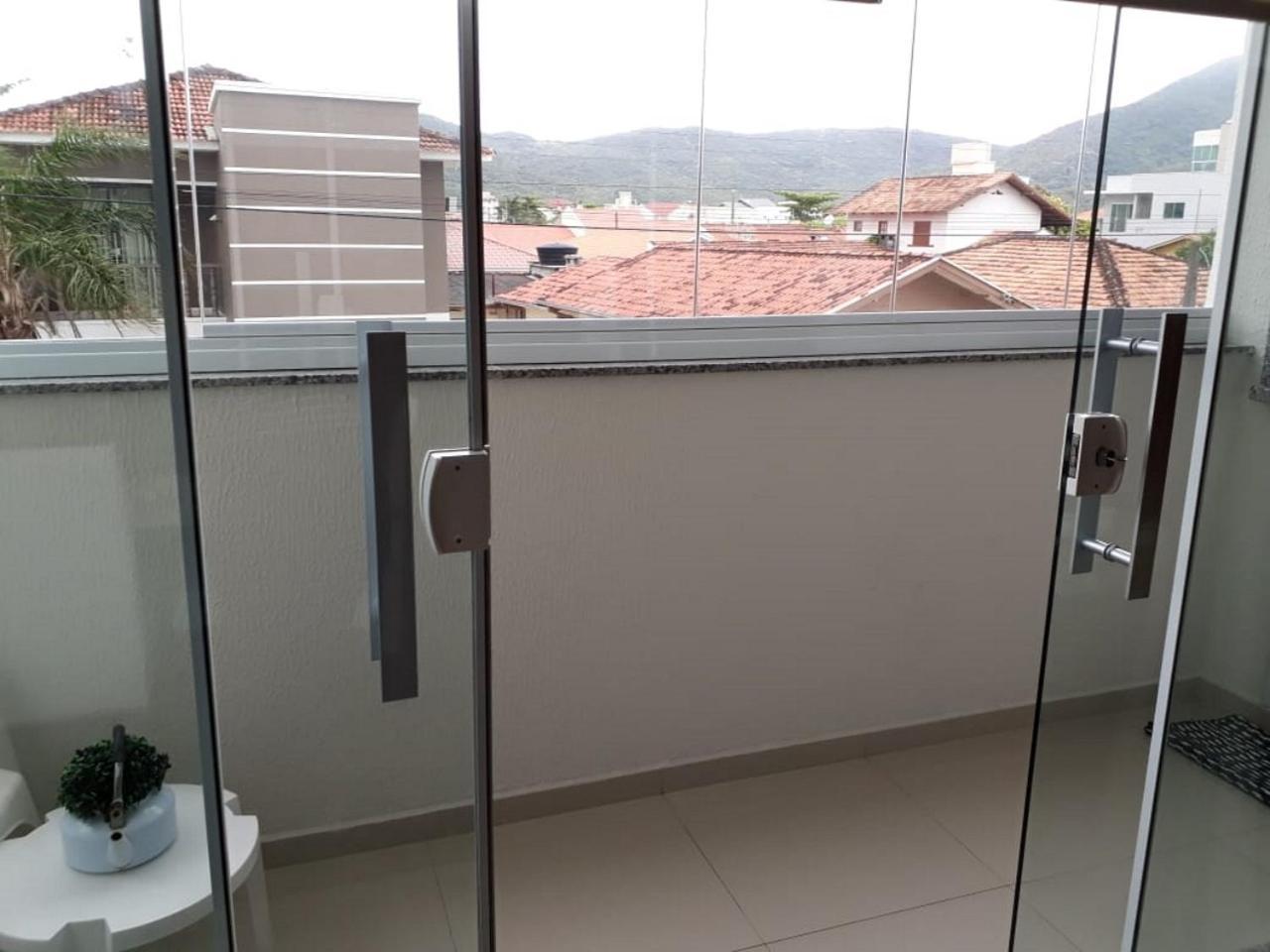 פורטו בלו Lindo Apartamento 3 Dorm A 100M Da Praia De Pereque מראה חיצוני תמונה